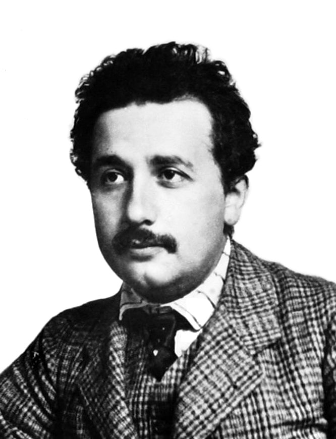 اینشتین در ۲۵ سالگی (۱۹۰۴)