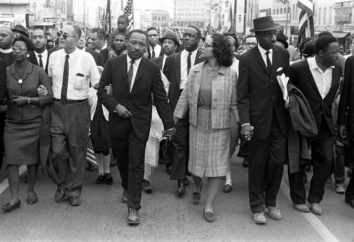راهپیمایی مارتین لوتر کینگ و طرفداران جنبش حقوق مدنی سیاه پوستان